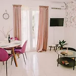 Jope Apartment