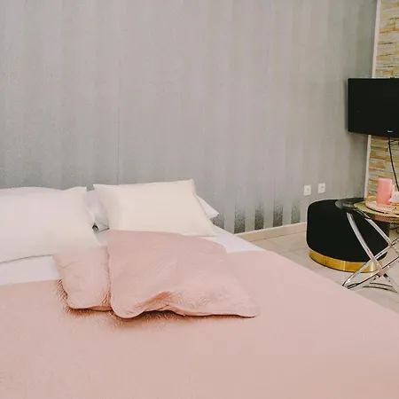 Jope Apartment Split